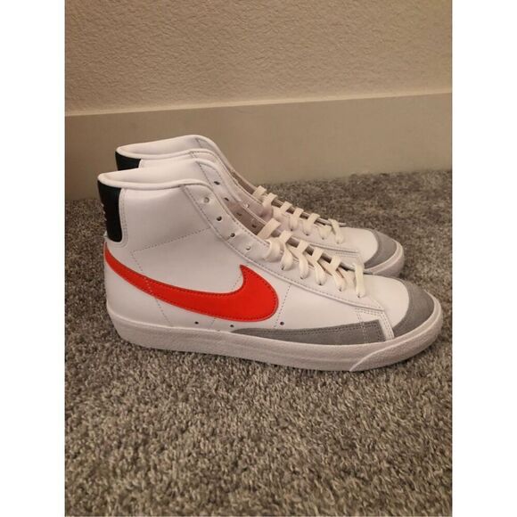 Nike Blazer Mid \'77 Vintage Men\'s Shoes Size 10/ Women’s Size 11.5 main image 6